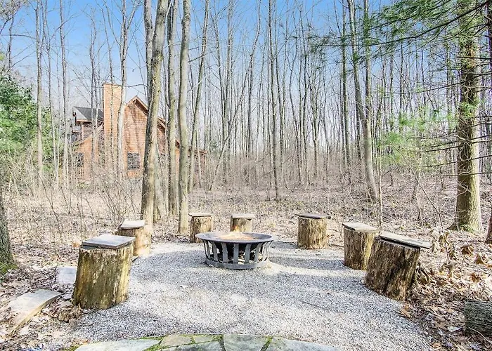 Kingfisher Cove Cabin 19